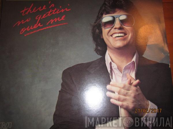  Ronnie Milsap  - There's No Gettin' Over Me