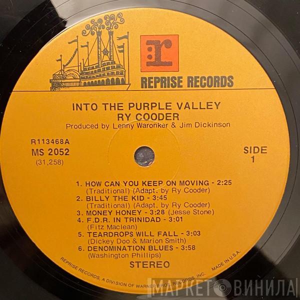  Ry Cooder  - Into The Purple Valley