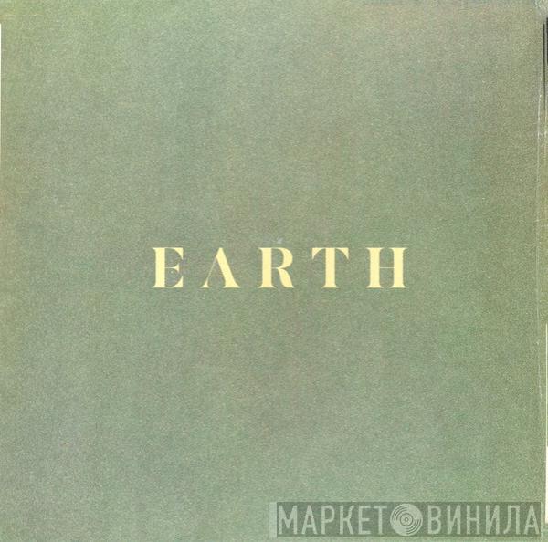 Sault - Earth