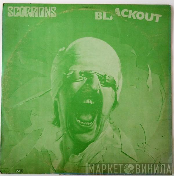  Scorpions  - Blackout