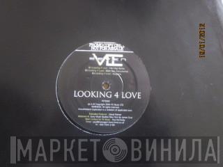 Seven  - Looking 4 Love