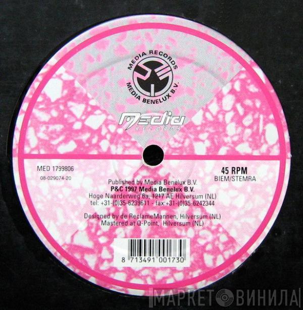  Sharada House Gang  - Gipsy Boy