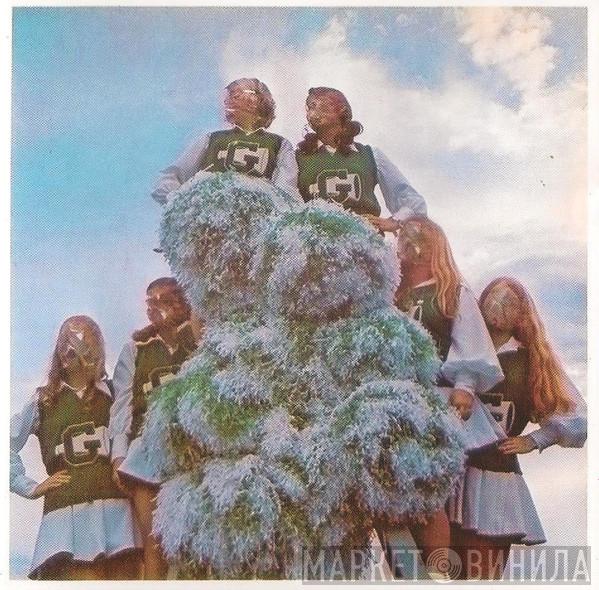 Sleigh Bells - Treats