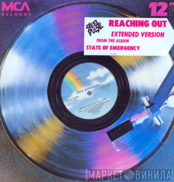  Steel Pulse  - Reaching Out