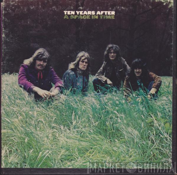  Ten Years After  - A Space In Time