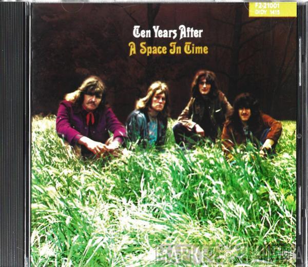  Ten Years After  - A Space In Time