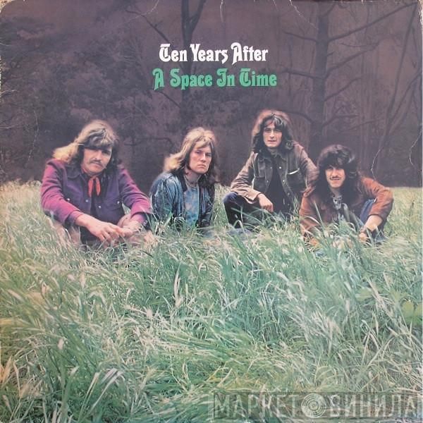  Ten Years After  - A Space In Time