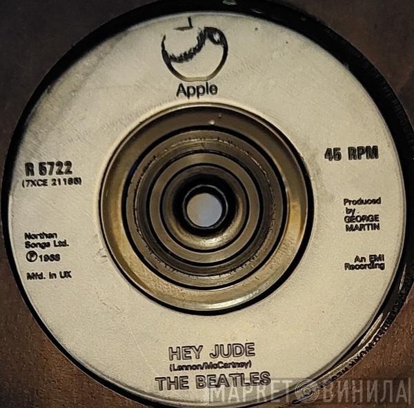  The Beatles  - Hey Jude / Revolution