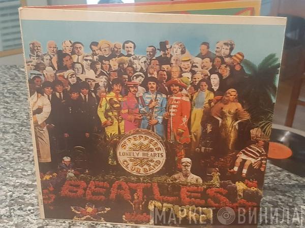  The Beatles  - Sgt. Pepper's Lonely Hearts Club Band