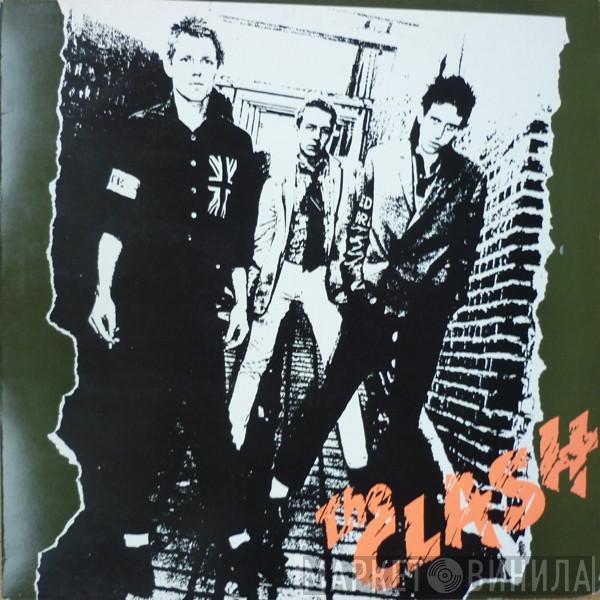  The Clash  - The Clash