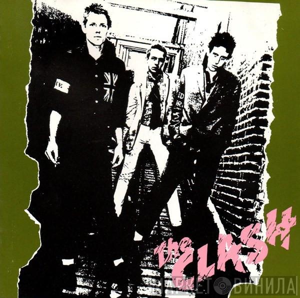  The Clash  - The Clash