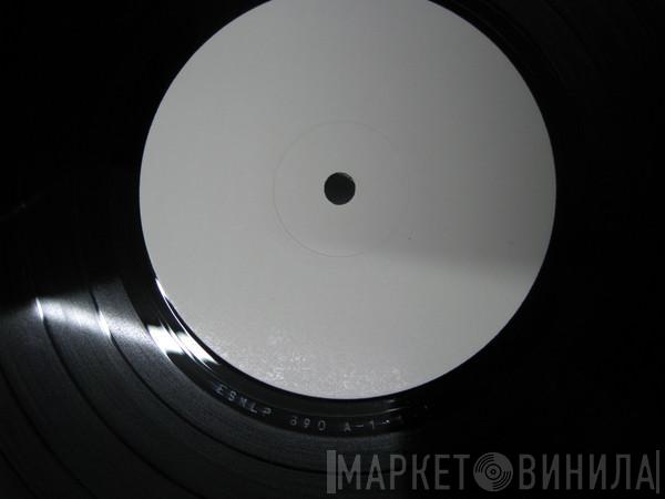  The Kinks  - Lola Versus Powerman And The Moneygoround