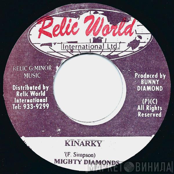 The Mighty Diamonds, Chrisinti - Kinarky / Holding On