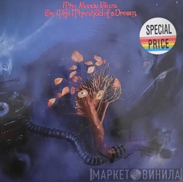  The Moody Blues  - On The Threshold Of A Dream