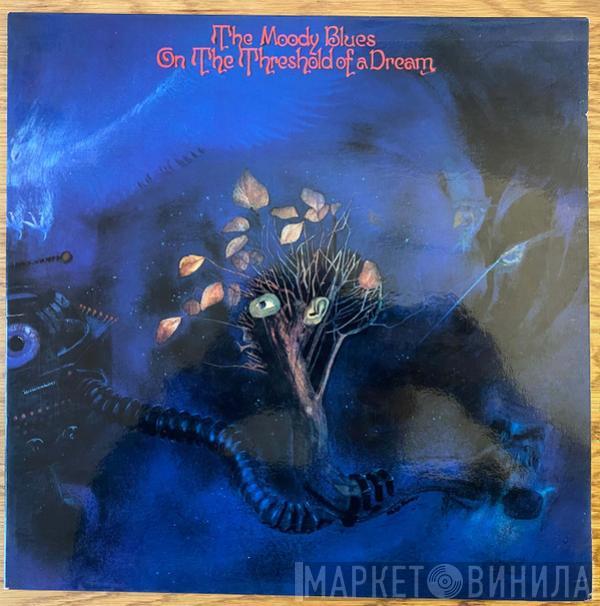  The Moody Blues  - On The Threshold of a Dream
