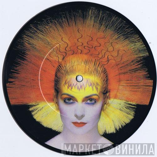  Toyah   - Thunder In The Mountains