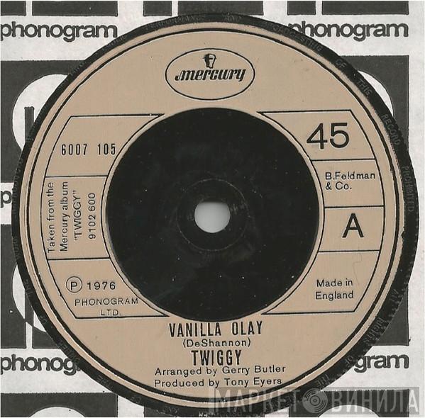 Twiggy  - Vanilla Olay