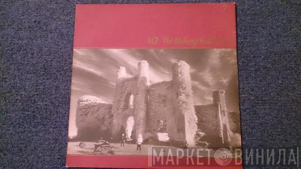  U2  - The Unforgettable Fire