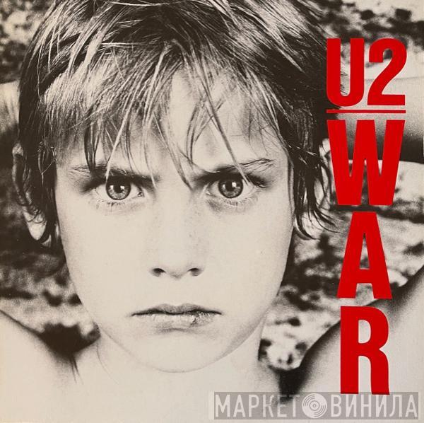  U2  - War
