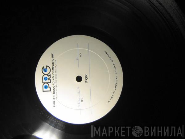  Uriah Heep  - Look At Yourself