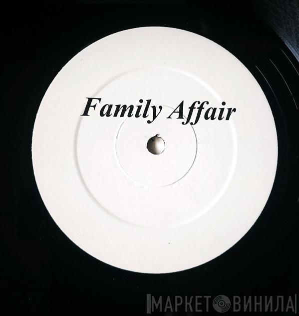 Vs. Mary J. Blige  Illicit  - Family Affair