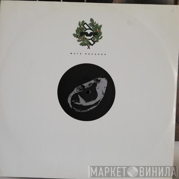 Wire - Eardrum Buzz