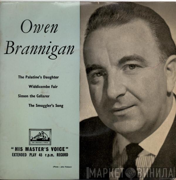 With Owen Brannigan  Gerald Moore  - Owen Brannigan