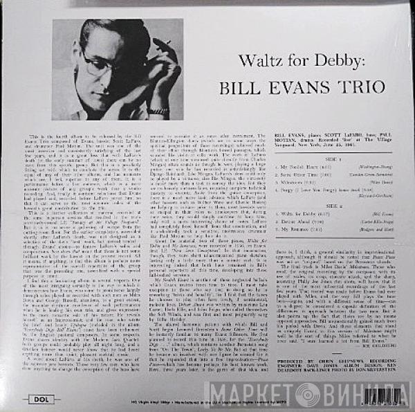 With The Bill Evans Trio , Scott LaFaro  Paul Motian  - Waltz For Debby