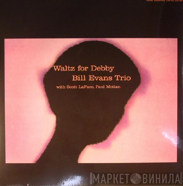 With The Bill Evans Trio , Scott LaFaro  Paul Motian  - Waltz For Debby