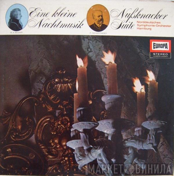 Wolfgang Amadeus Mozart, Pyotr Ilyich Tchaikovsky - Eine Kleine Nachtmusik / Nußknacker-Suite