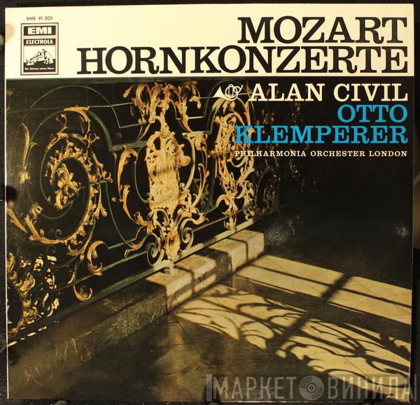 - Wolfgang Amadeus Mozart , Alan Civil  Otto Klemperer  - Hornkonzerte