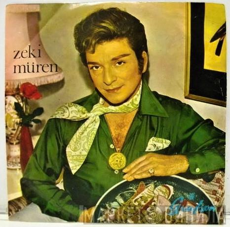  Zeki Müren  - Hatıra / Bana Bir Aşk Masalından