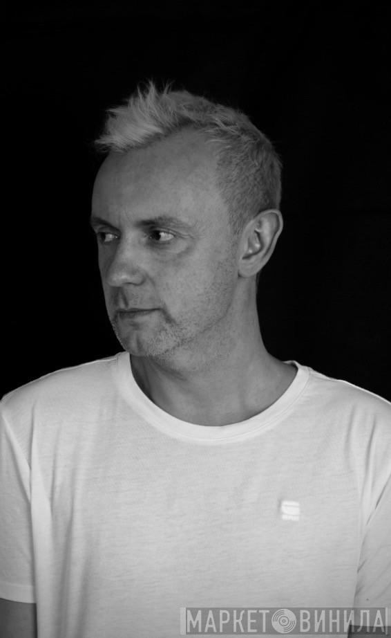 Alex Connors
