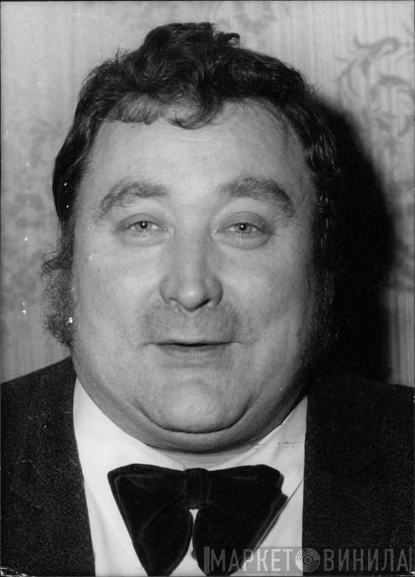 Bernard Manning - Винил CD и Кассеты Bernard Manning на сайте МаркетВинила