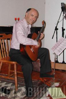 Carlos Bonell