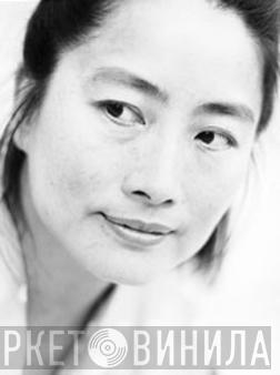 Chen Pi-Hsien - Винил CD и Кассеты Chen Pi-Hsien на сайте МаркетВинила