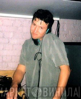 DJ Carl E - Винил CD и Кассеты DJ Carl E на сайте МаркетВинила