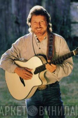 Darrell McCall - Винил CD и Кассеты Darrell McCall на сайте МаркетВинила