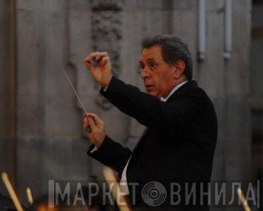 Enrique Batiz - Винил CD и Кассеты Enrique Batiz на сайте МаркетВинила