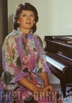 Gwenneth Pryor