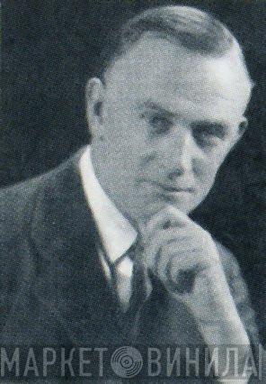 Harold Williams 
