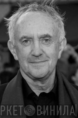 Jonathan Pryce