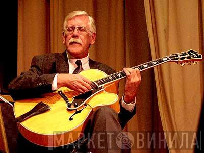 Louis Stewart - Винил CD и Кассеты Louis Stewart на сайте МаркетВинила