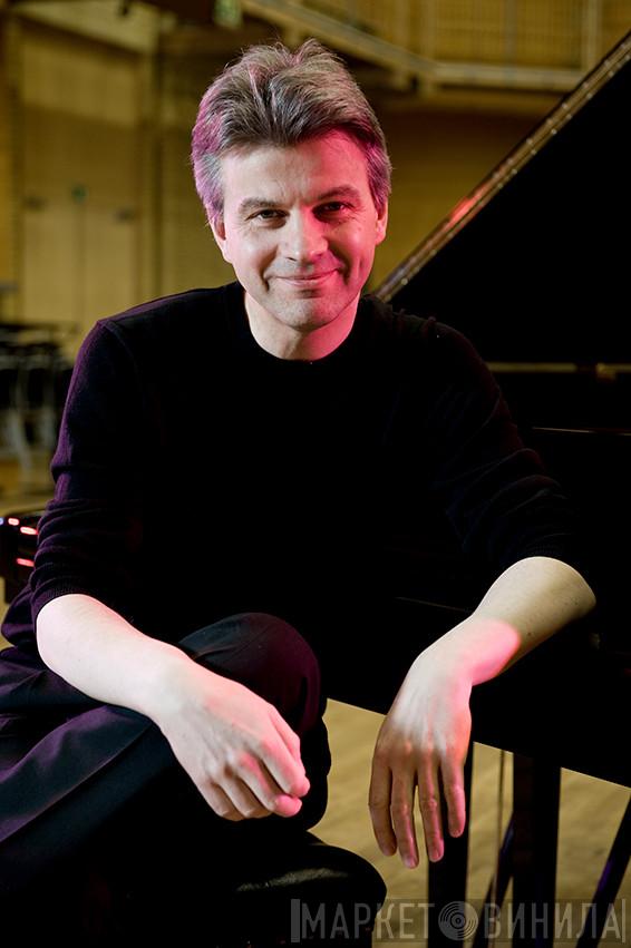 Mark Bebbington - Винил CD и Кассеты Mark Bebbington на сайте МаркетВинила
