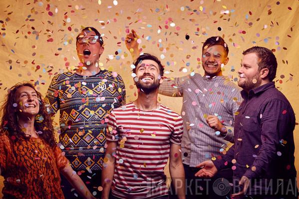 Me & My Friends - Винил CD и Кассеты Me & My Friends на сайте МаркетВинила