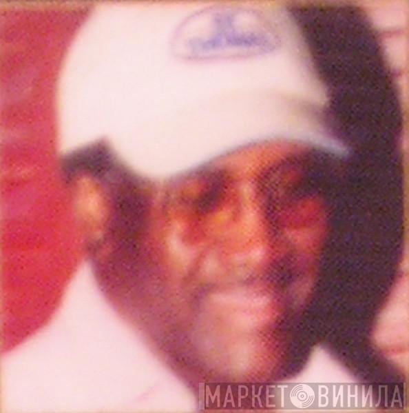 Neville Hinds - Винил CD и Кассеты Neville Hinds на сайте МаркетВинила