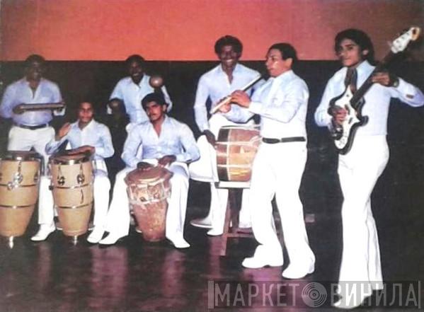 Pedro Beltrán Y Su Cumbia Moderna - Винил CD и Кассеты Pedro Beltrán Y Su Cumbia Moderna на сайте МаркетВинила