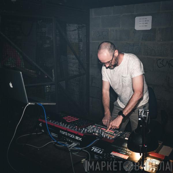 Ross Alexander 