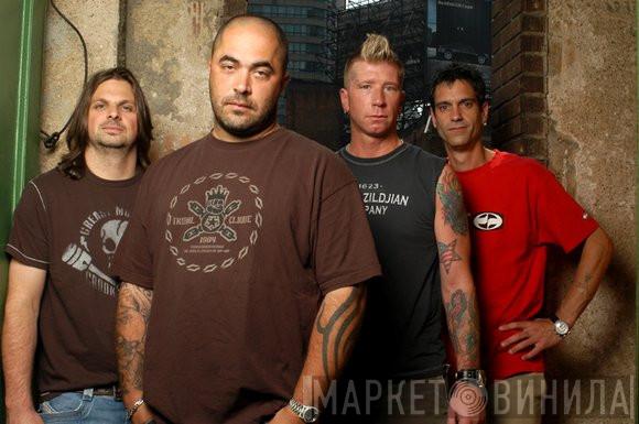 Staind - Винил CD и Кассеты Staind на сайте МаркетВинила