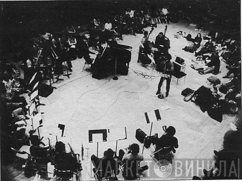 The Jazz Composer's Orchestra - Винил CD и Кассеты The Jazz Composer's Orchestra на сайте МаркетВинила